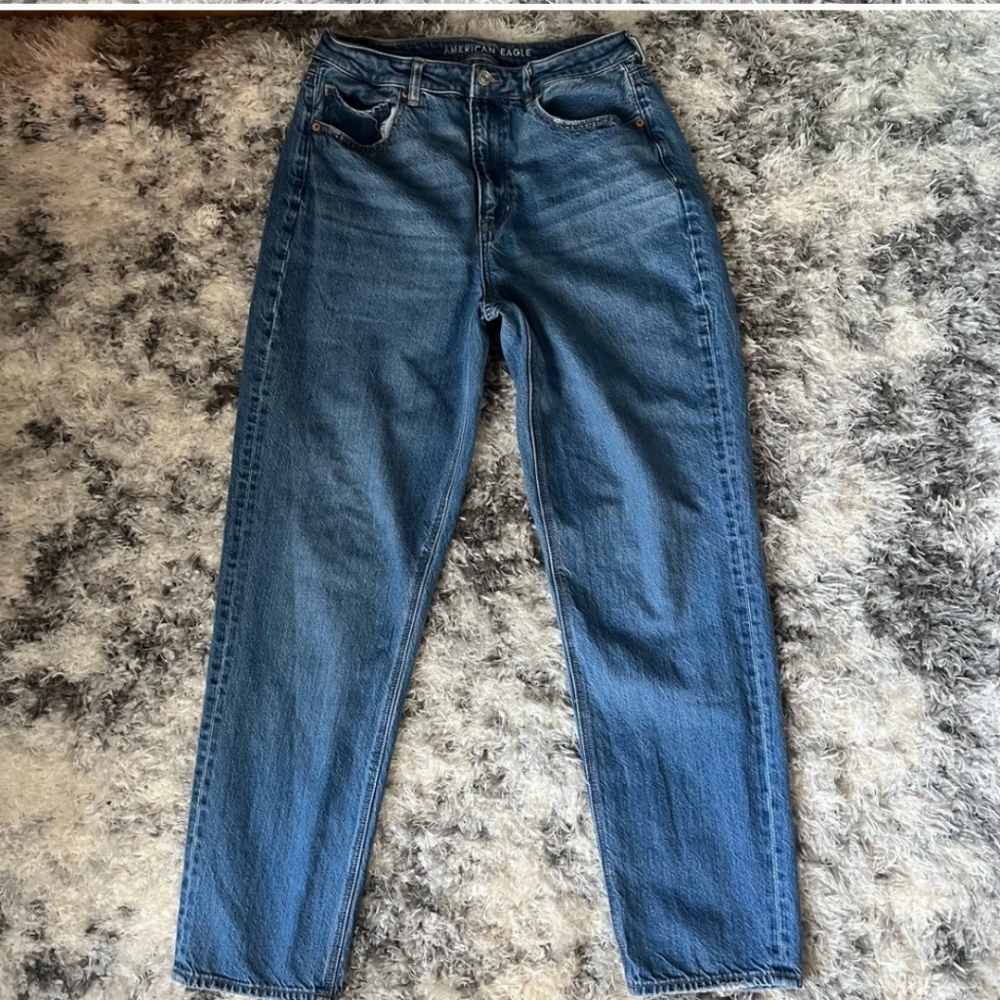American Eagle Mom Straight Jeans 12 X-long